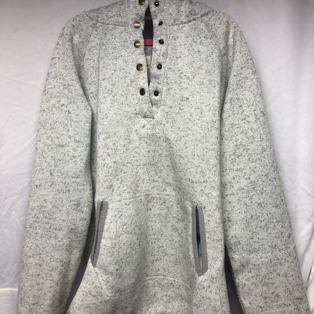 3/4 Button up fleece like sweater